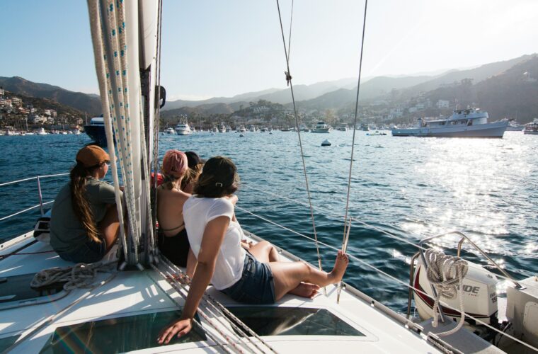 Moda w trasie - jak wyglądać dobrze i czuć się swobodnie