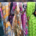 Photo tying scarves