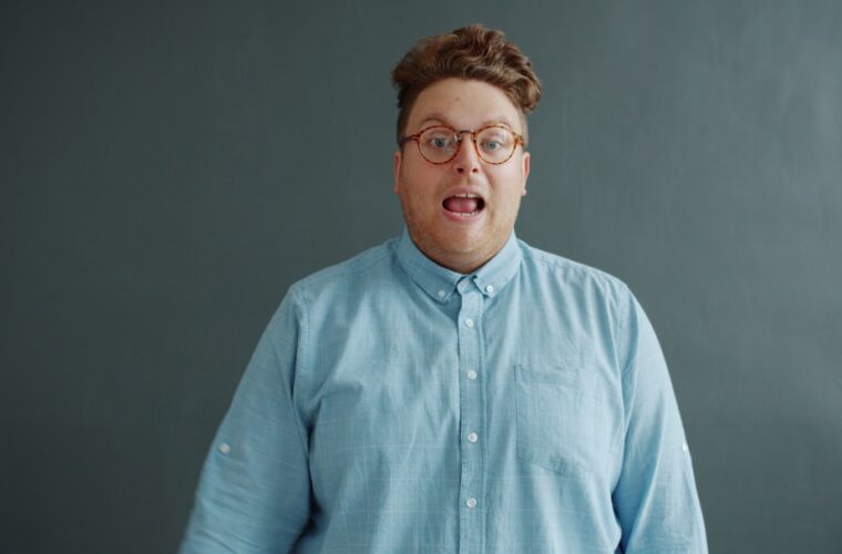 Photo blue shirt